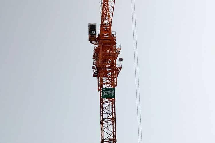 济宁塔吊租赁设备塔身的稳定性要求塔身垂直度须符合GB／T5031-2008《塔式起重机》第5.2.3条规定