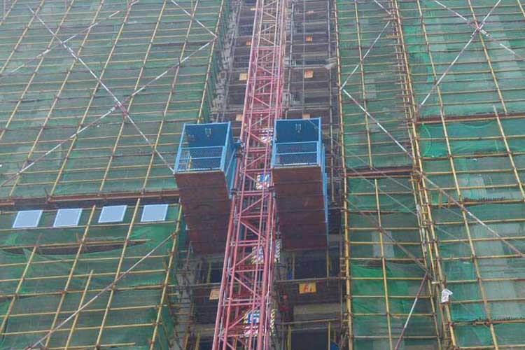 检查济宁物料提升机租赁设备出厂有无按规定进行检验，并附产品合格证
